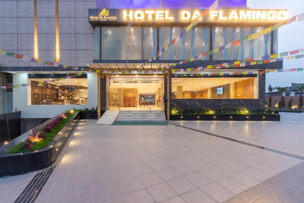 Hotel Da Flamingo Butwāl 외부 사진